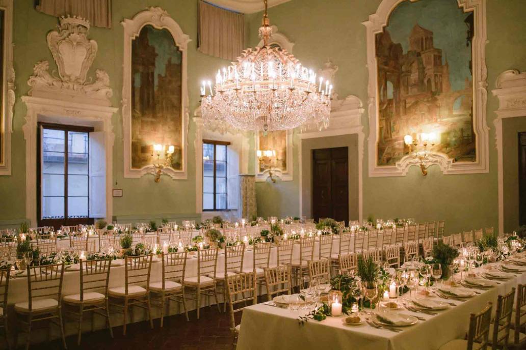 festeggiamenti Palazzo Ximènes Panciatichi Grand Hall con Set Up a Tavoli Imperiali uai Firenze Palazzo Ximenes
